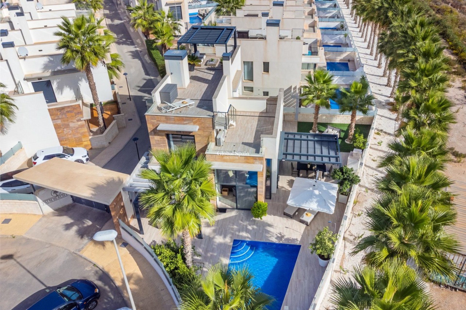 Resale - VILLA -
CABO ROIG - Costa Blanca