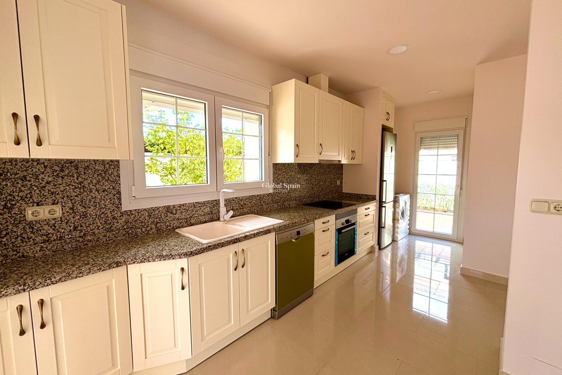 Resale - VILLA -
CABO ROIG - Costa Blanca