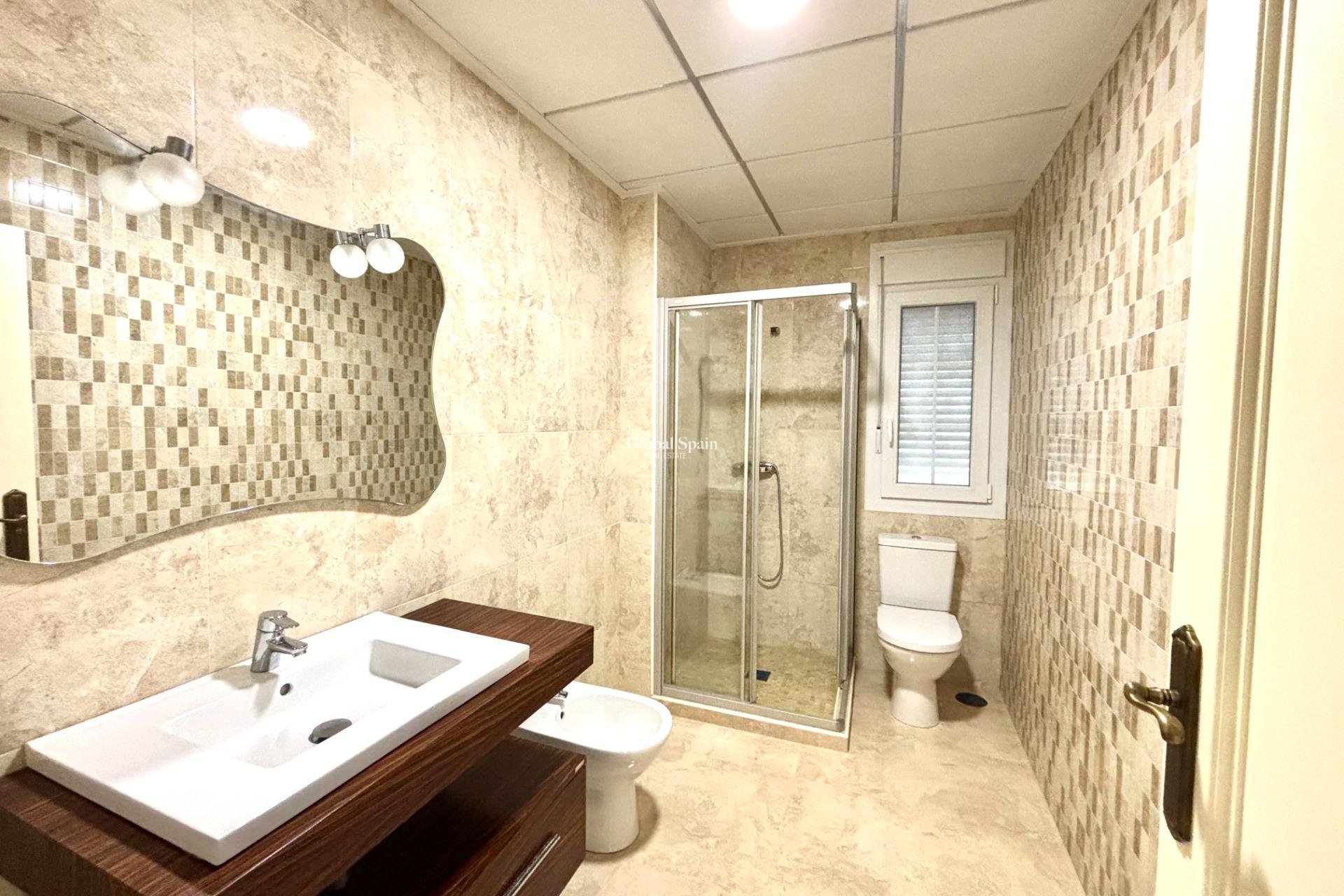 Resale - VILLA -
CABO ROIG - Costa Blanca