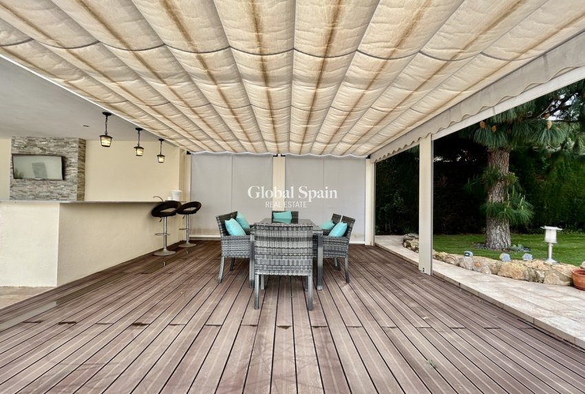 Resale - VILLA -
CABO ROIG - Costa Blanca