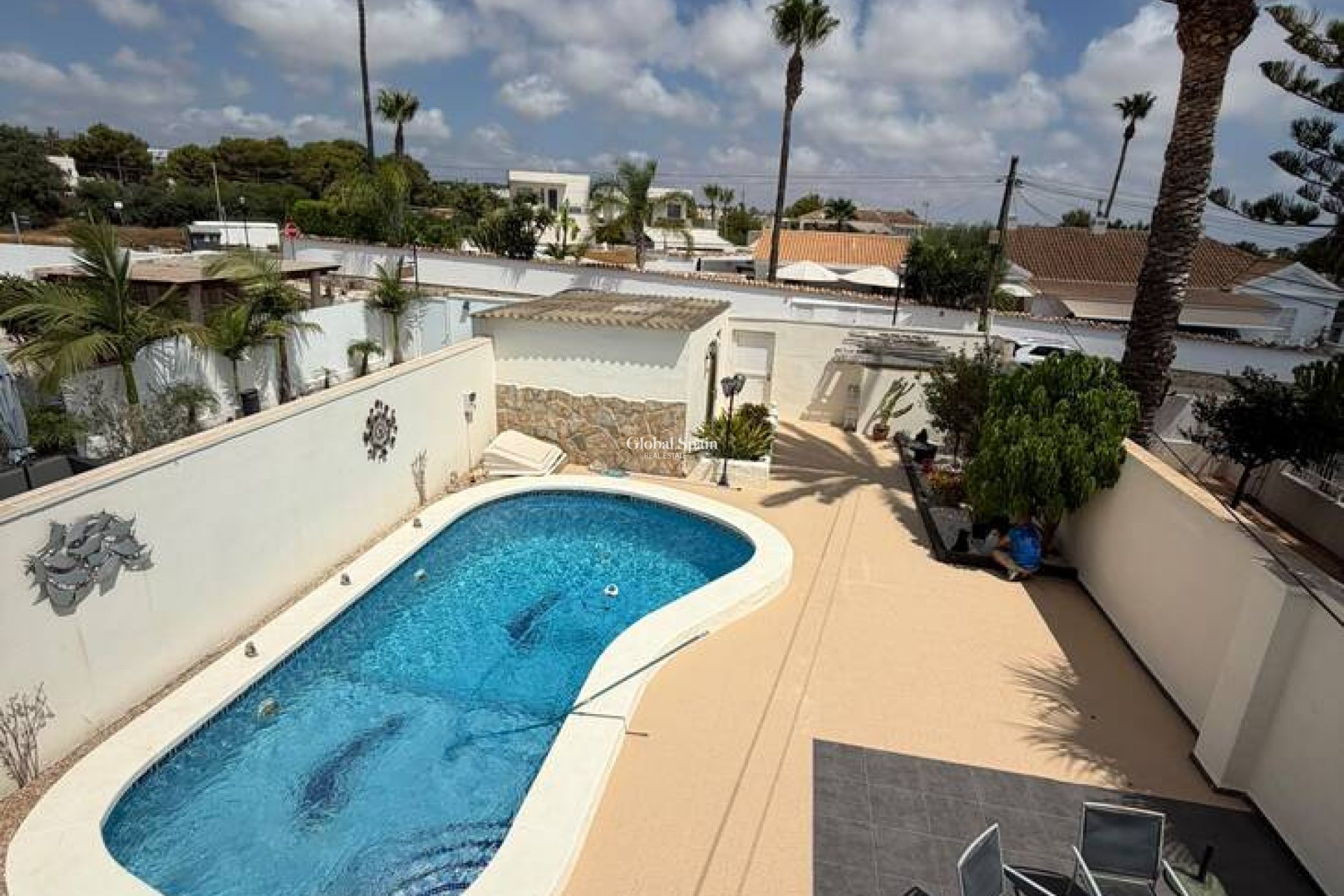 Resale - VILLA -
CABO ROIG - Costa Blanca