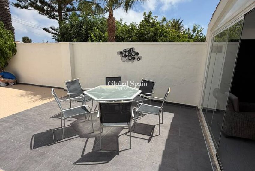 Resale - VILLA -
CABO ROIG - Costa Blanca