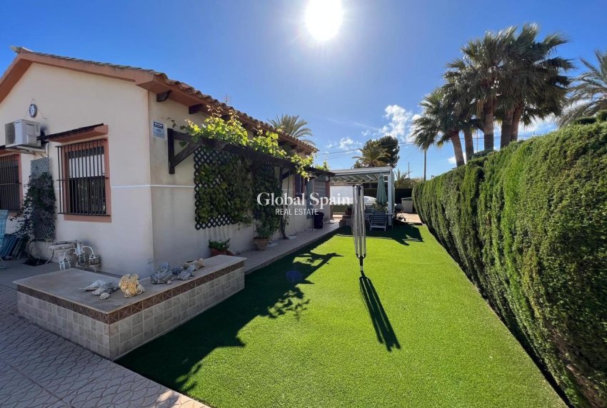 Resale - VILLA -
CABO ROIG - Costa Blanca