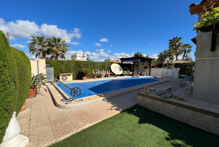Resale - VILLA -
CABO ROIG - Costa Blanca