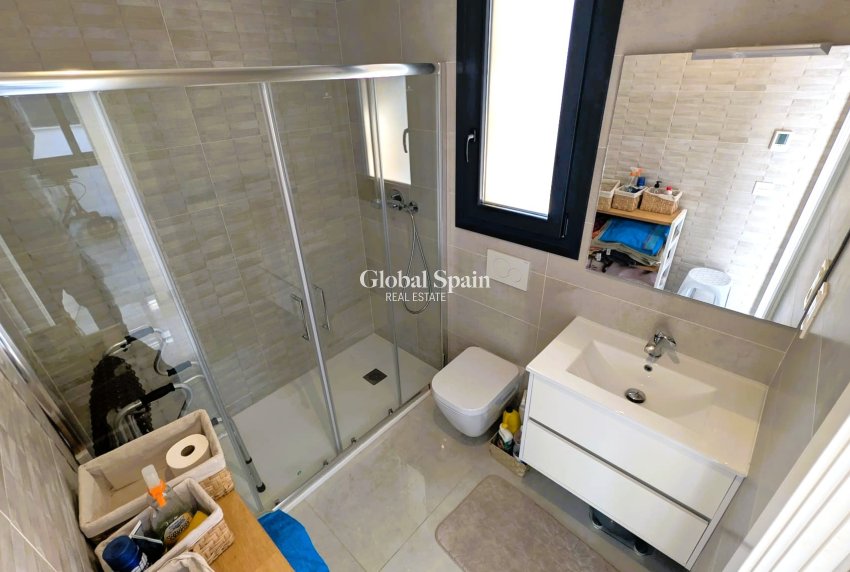Resale - VILLA -
CABO ROIG - Costa Blanca