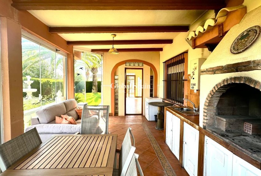 Resale - VILLA -
CABO ROIG - Costa Blanca