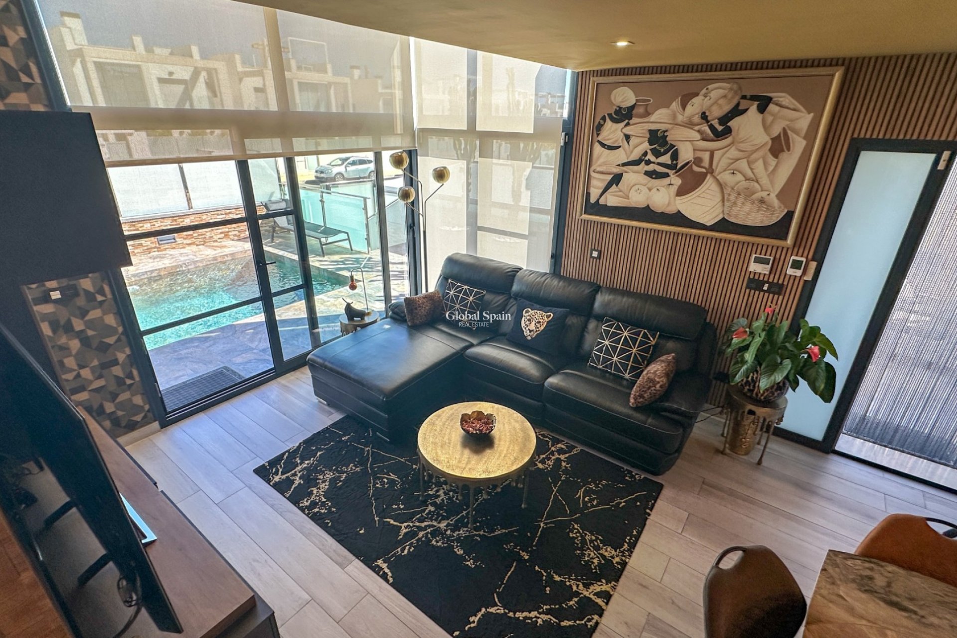 Resale - VILLA -
CABO ROIG - Costa Blanca