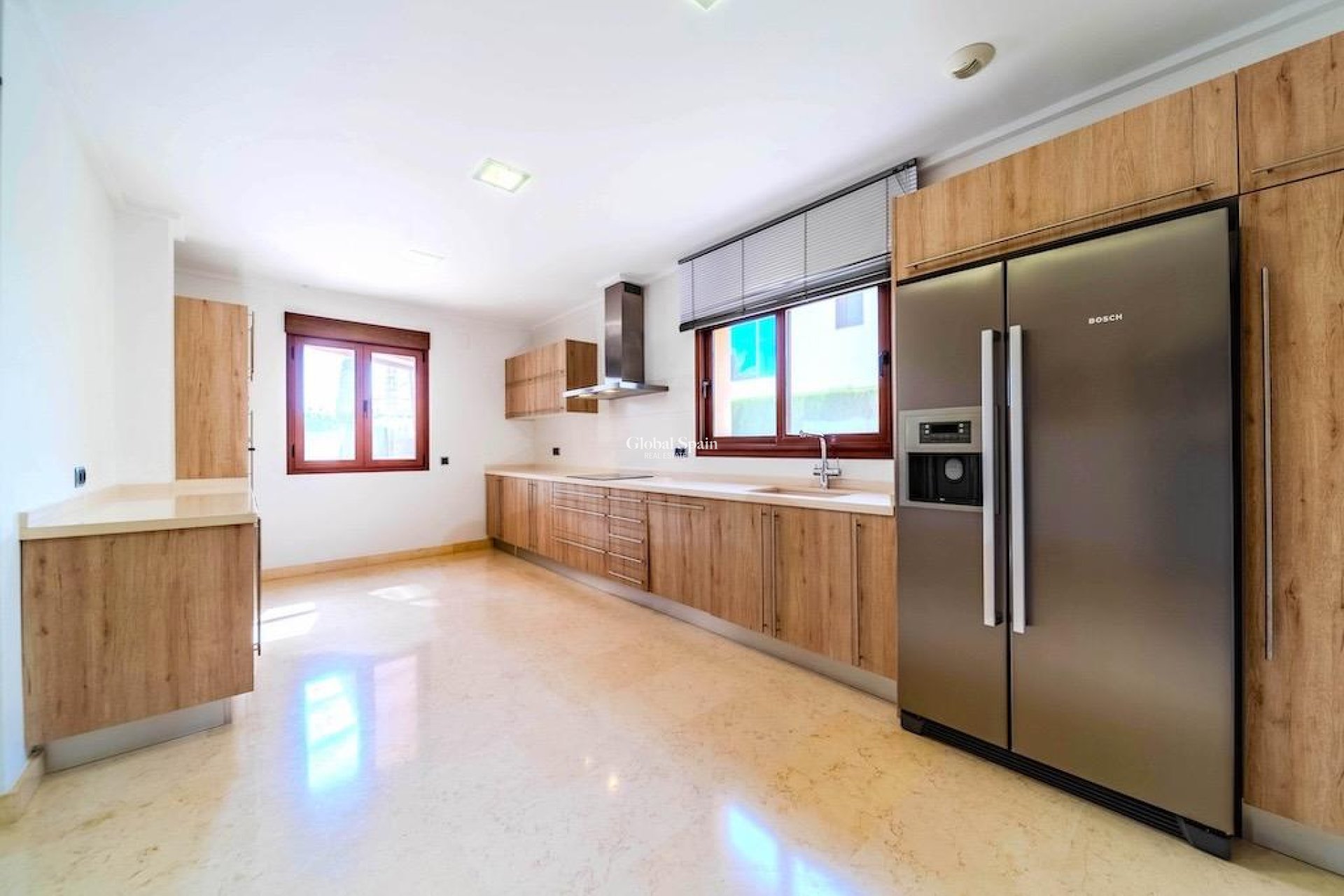 Resale - Villa -
CABO ROIG - Costa blanca