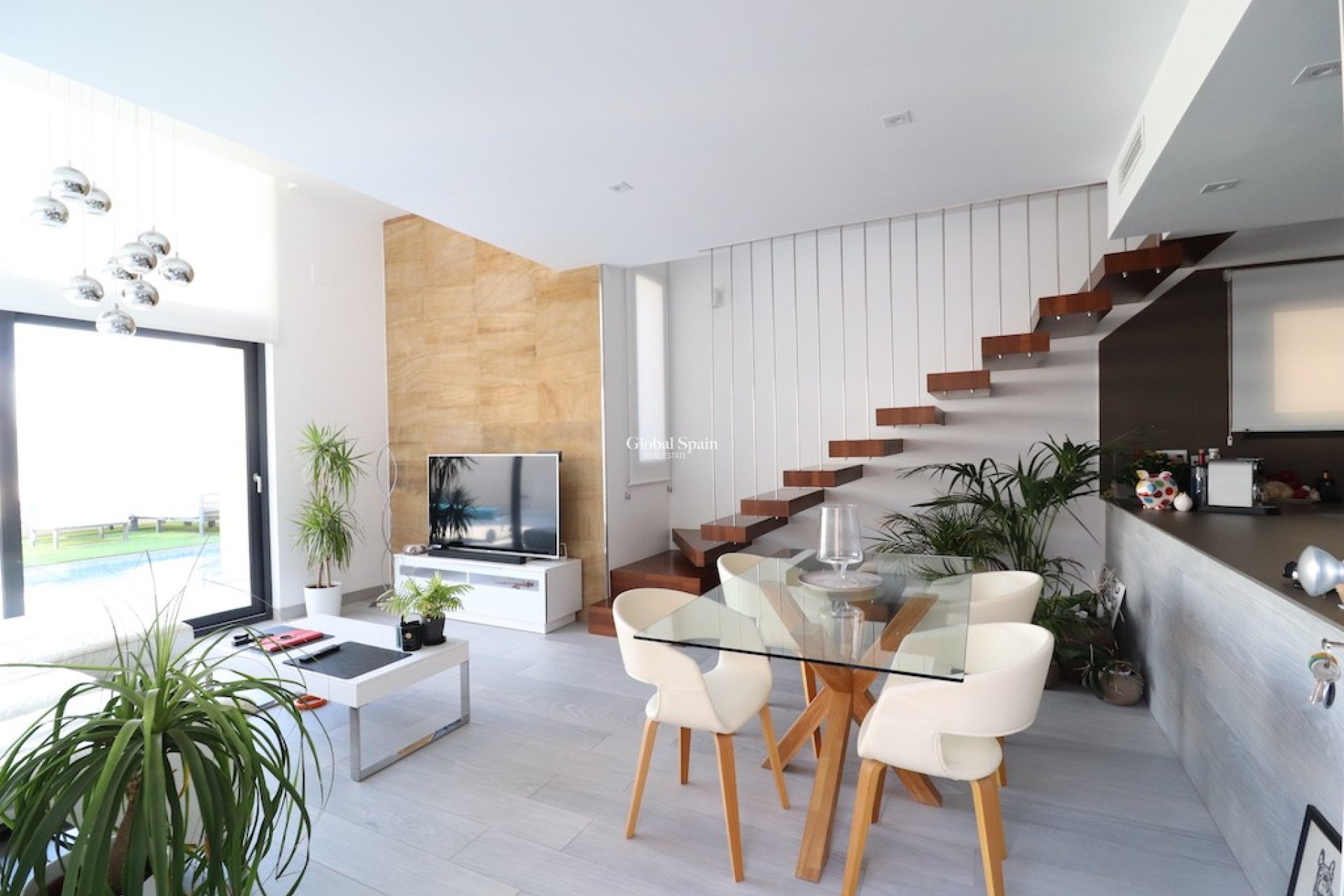 Resale - Villa -
CABO ROIG - Lomas de Cabo Roig