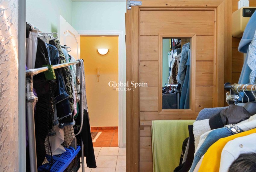 Resale - VILLA -
CABO ROIG - MUY CERCA DE LA PLAYA