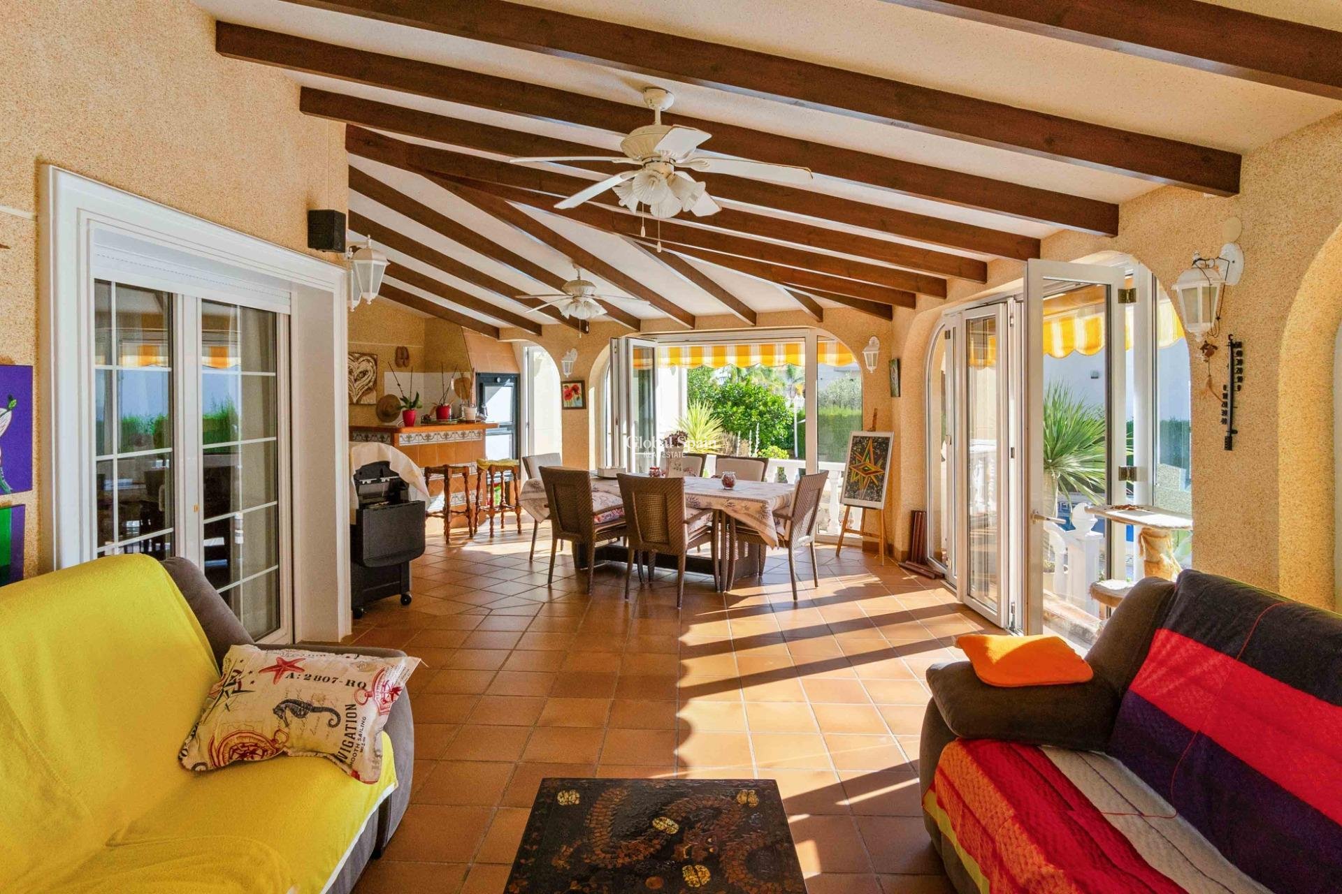 Resale - VILLA -
CABO ROIG - MUY CERCA DE LA PLAYA