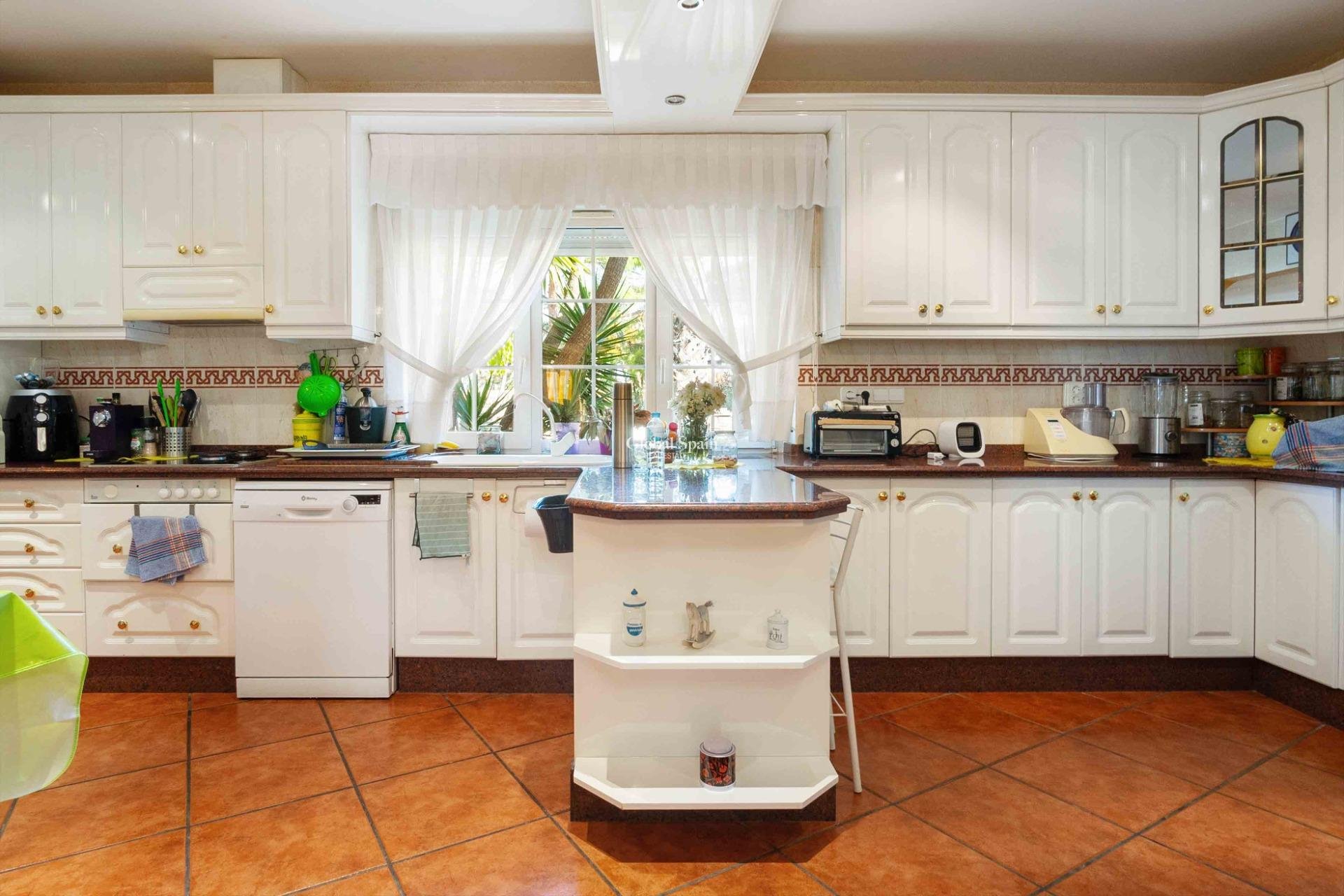 Resale - VILLA -
CABO ROIG - MUY CERCA DE LA PLAYA