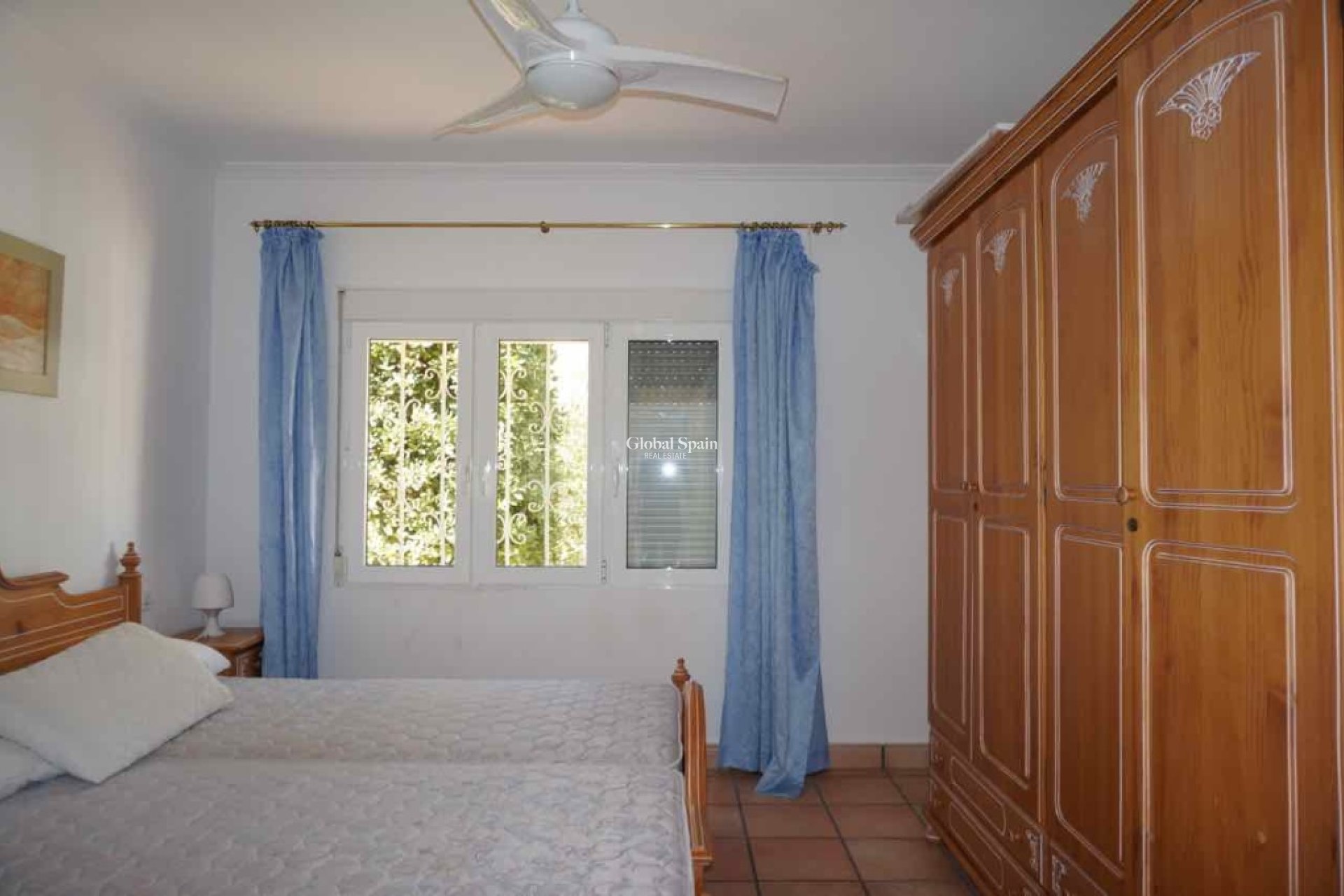 Resale - Villa -
CABO ROIG