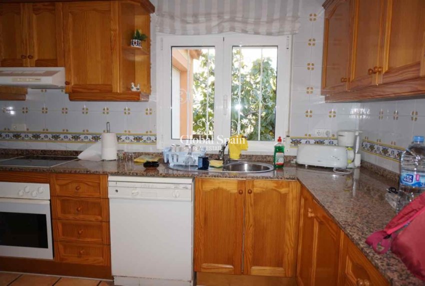 Resale - Villa -
CABO ROIG