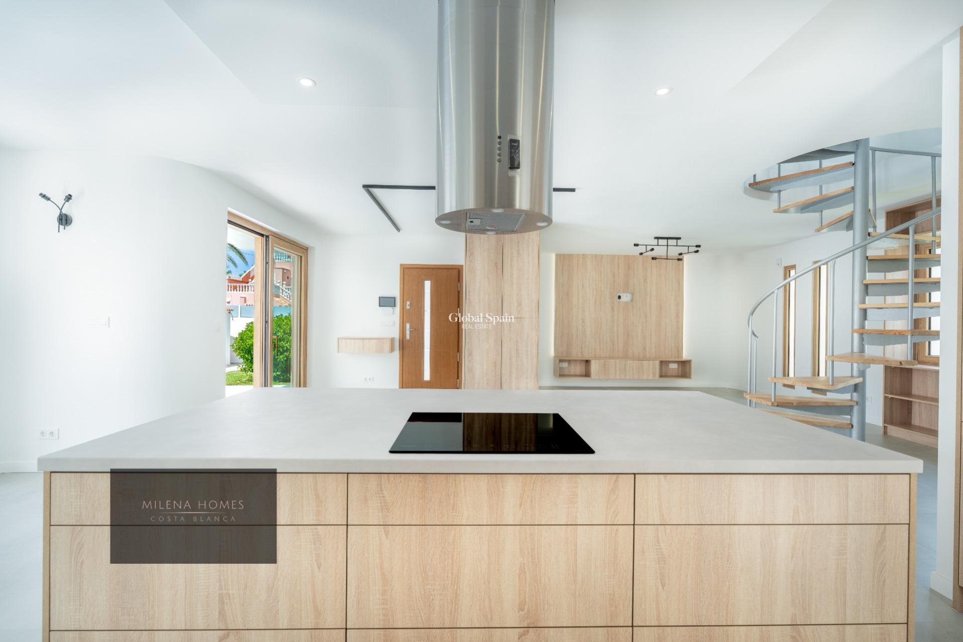 Resale - VILLA -
CABO ROIG