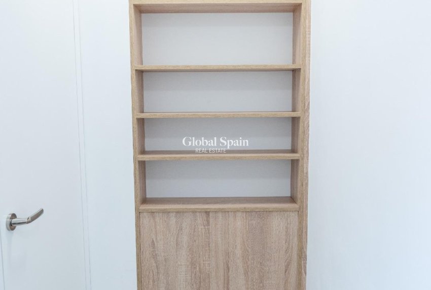 Resale - VILLA -
CABO ROIG