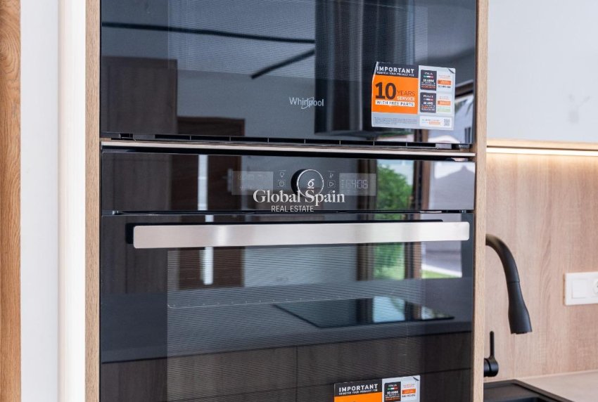 Resale - VILLA -
CABO ROIG