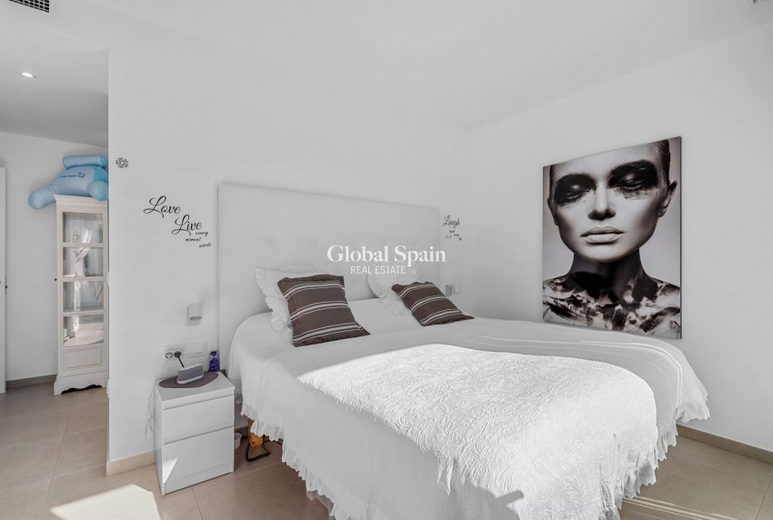 Resale - VILLA -
CALASPARRA - Inland