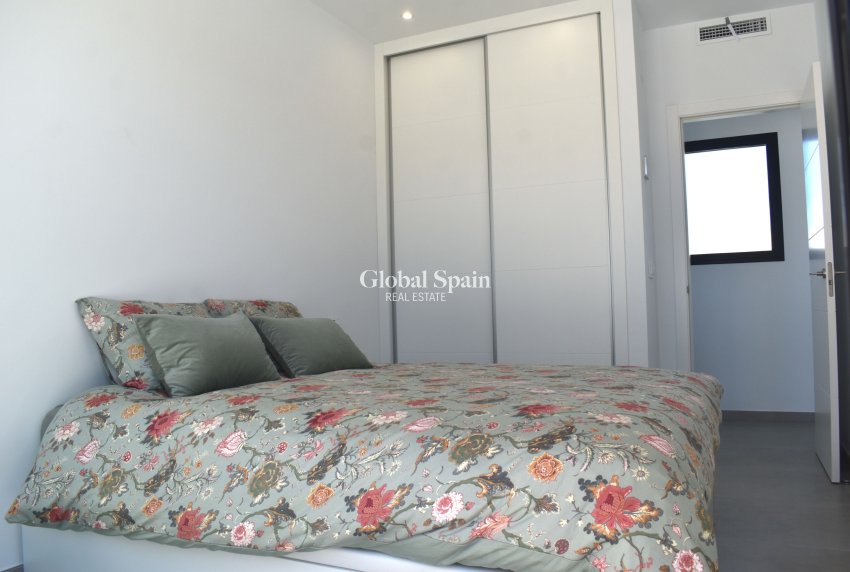 Resale - VILLA -
CALASPARRA - Inland