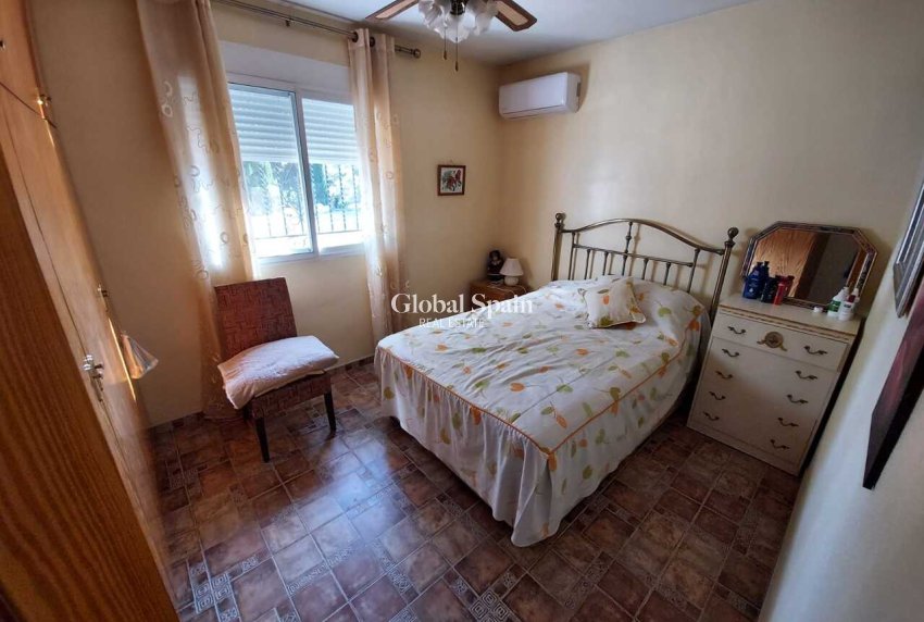 Resale - VILLA -
CALASPARRA - Inland