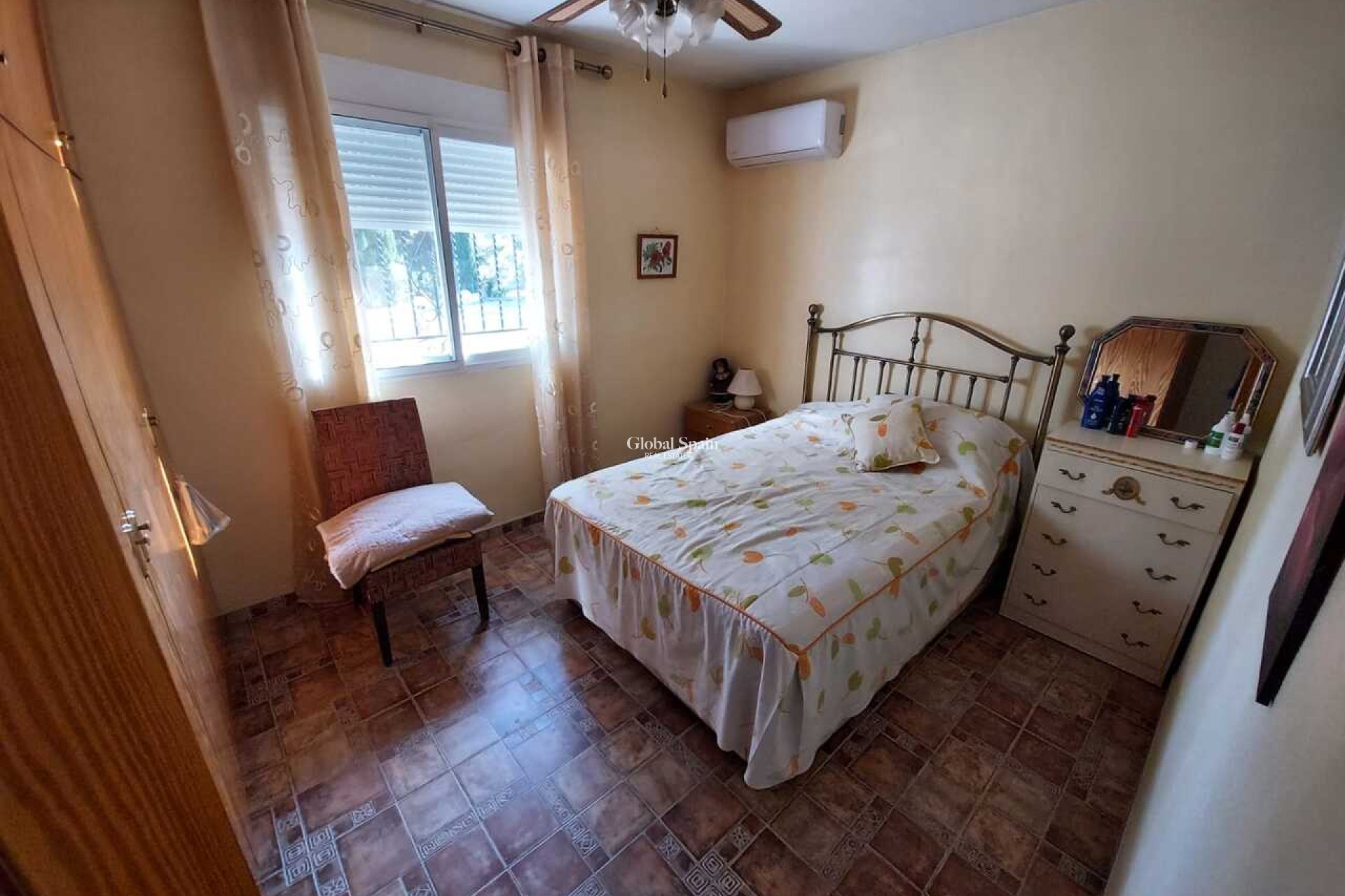 Resale - VILLA -
CALASPARRA - Inland