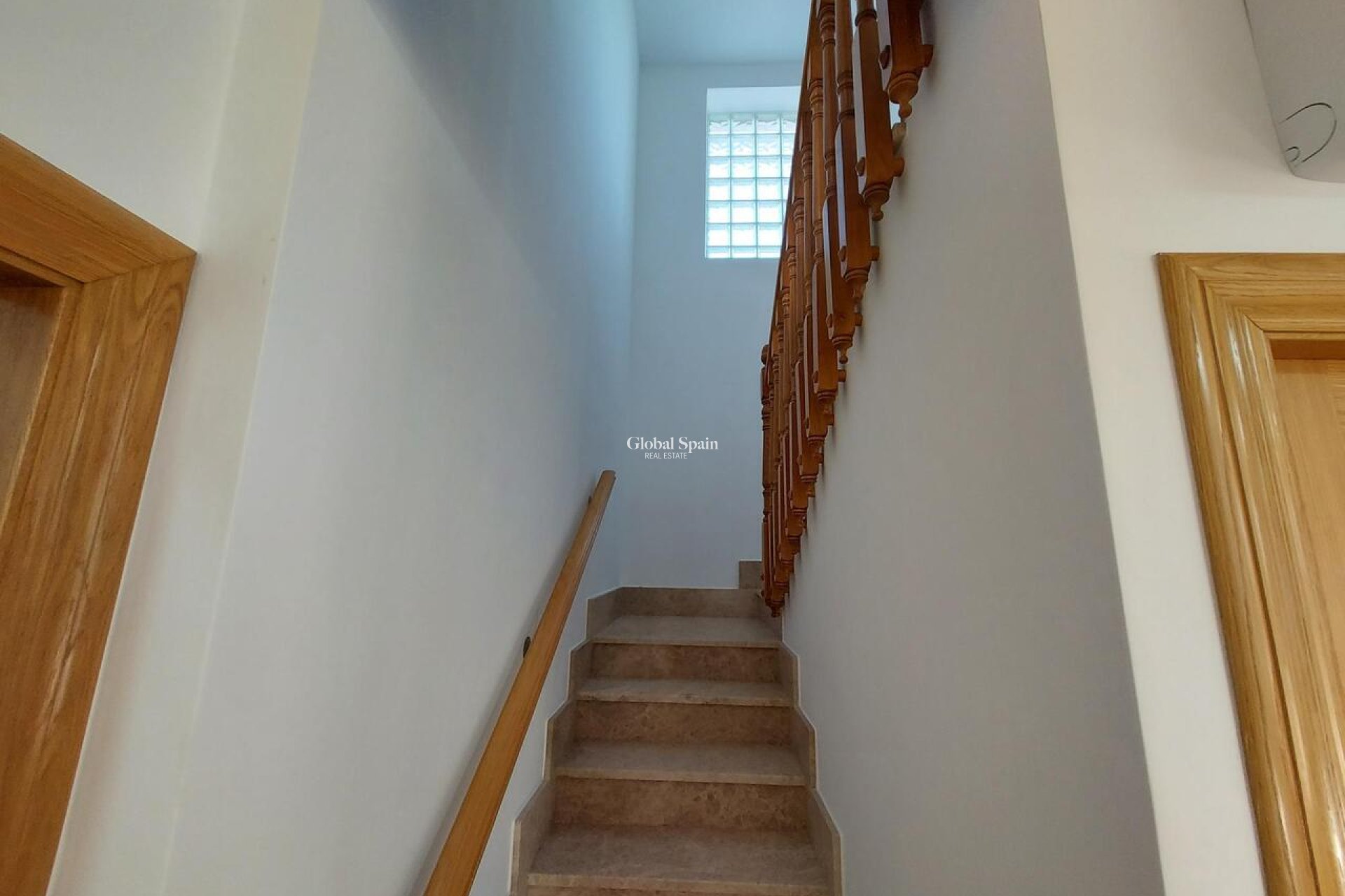 Resale - VILLA -
CALASPARRA - Inland