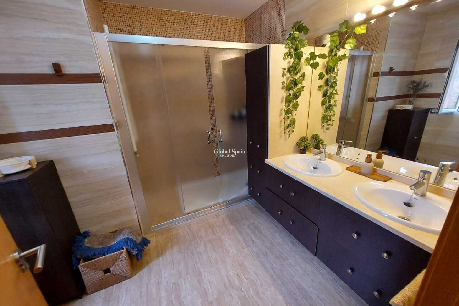 Resale - VILLA -
CALASPARRA - Inland