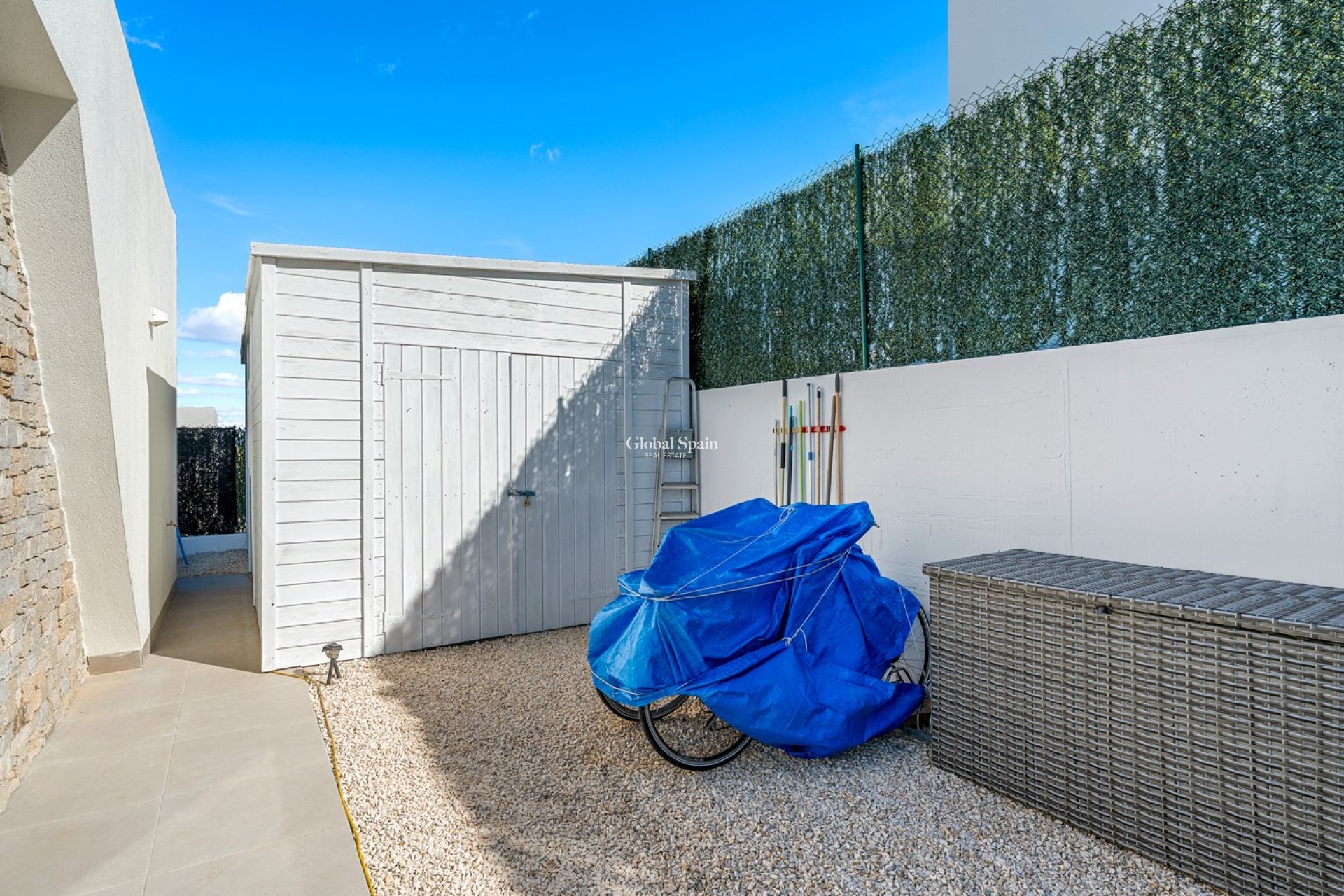 Resale - VILLA -
CALASPARRA - Inland