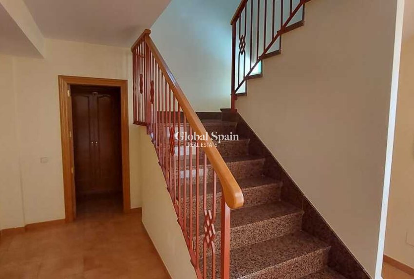 Resale - VILLA -
CALASPARRA - Inland