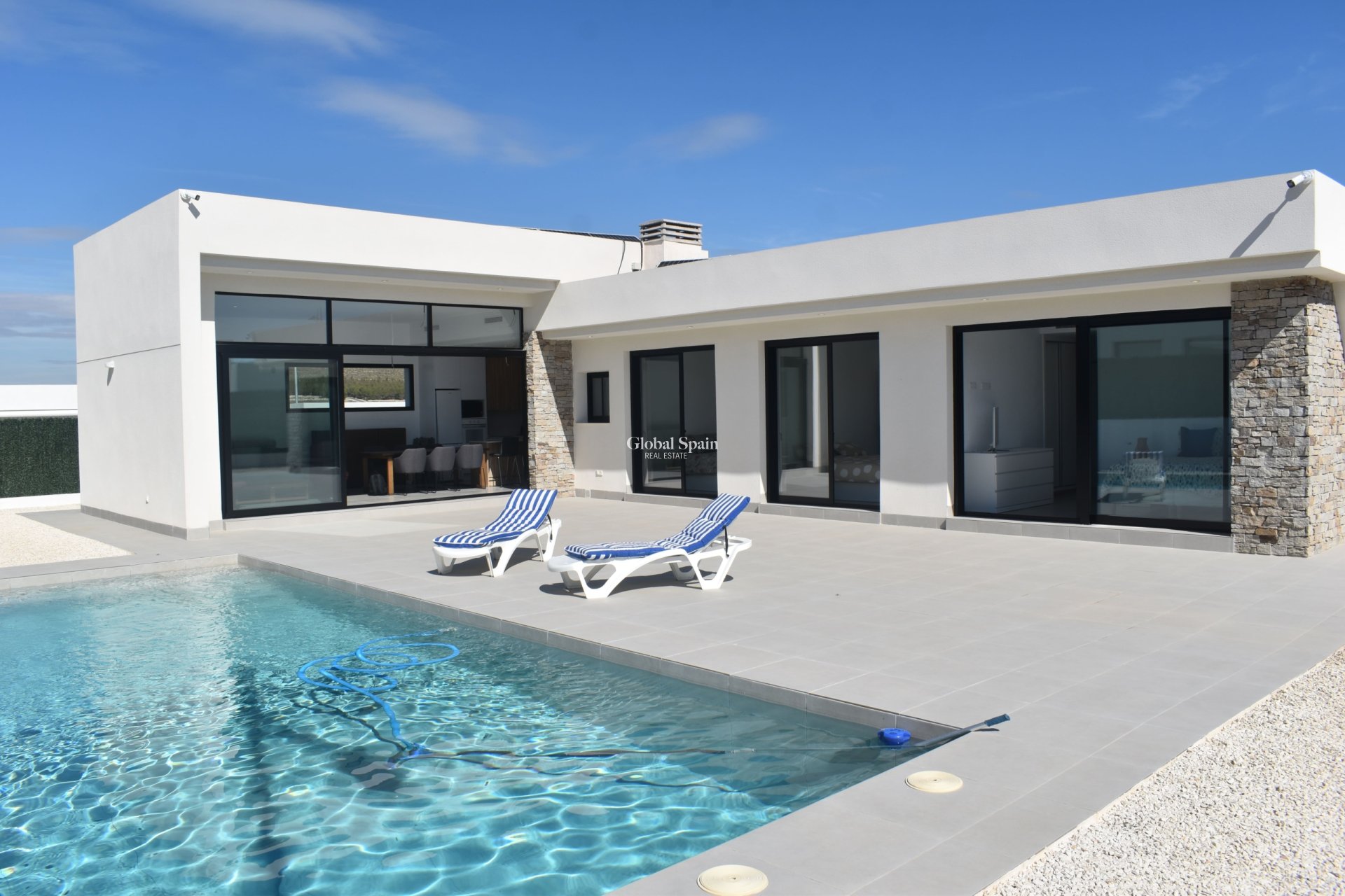 Resale - VILLA -
CALASPARRA - Inland