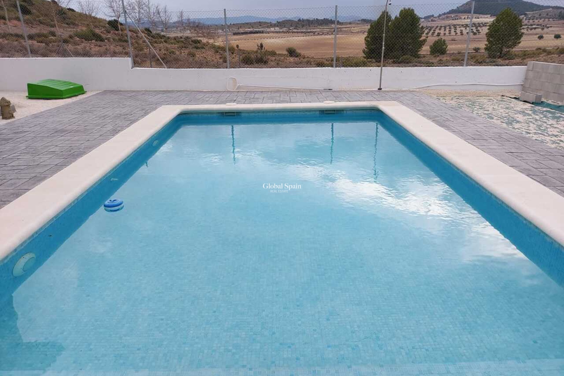 Resale - VILLA -
CALASPARRA - Inland