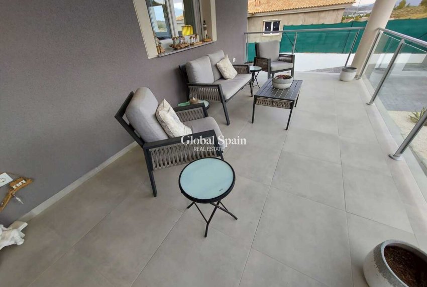 Resale - VILLA -
CALASPARRA - Inland