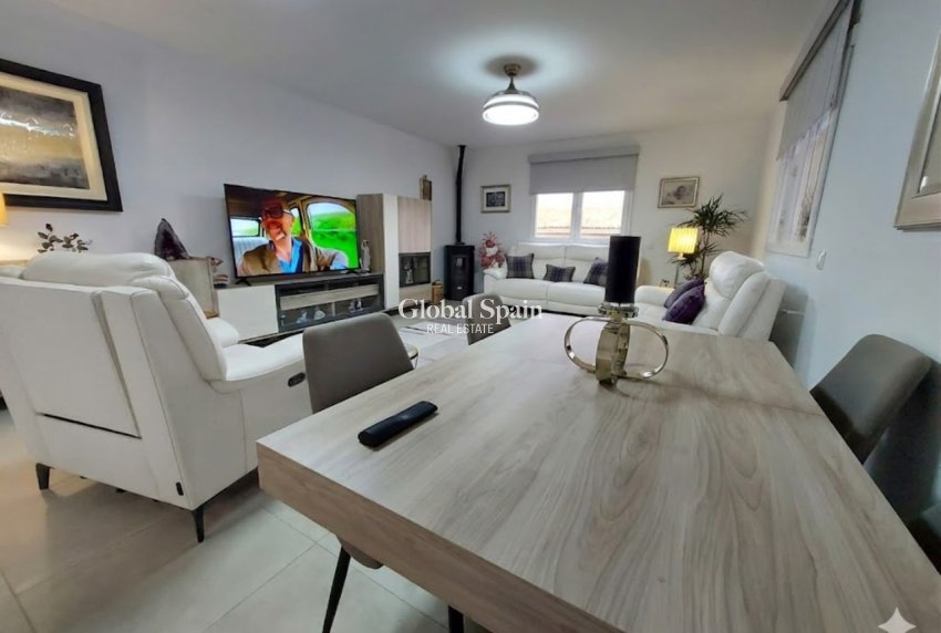 Resale - VILLA -
CALASPARRA - Inland