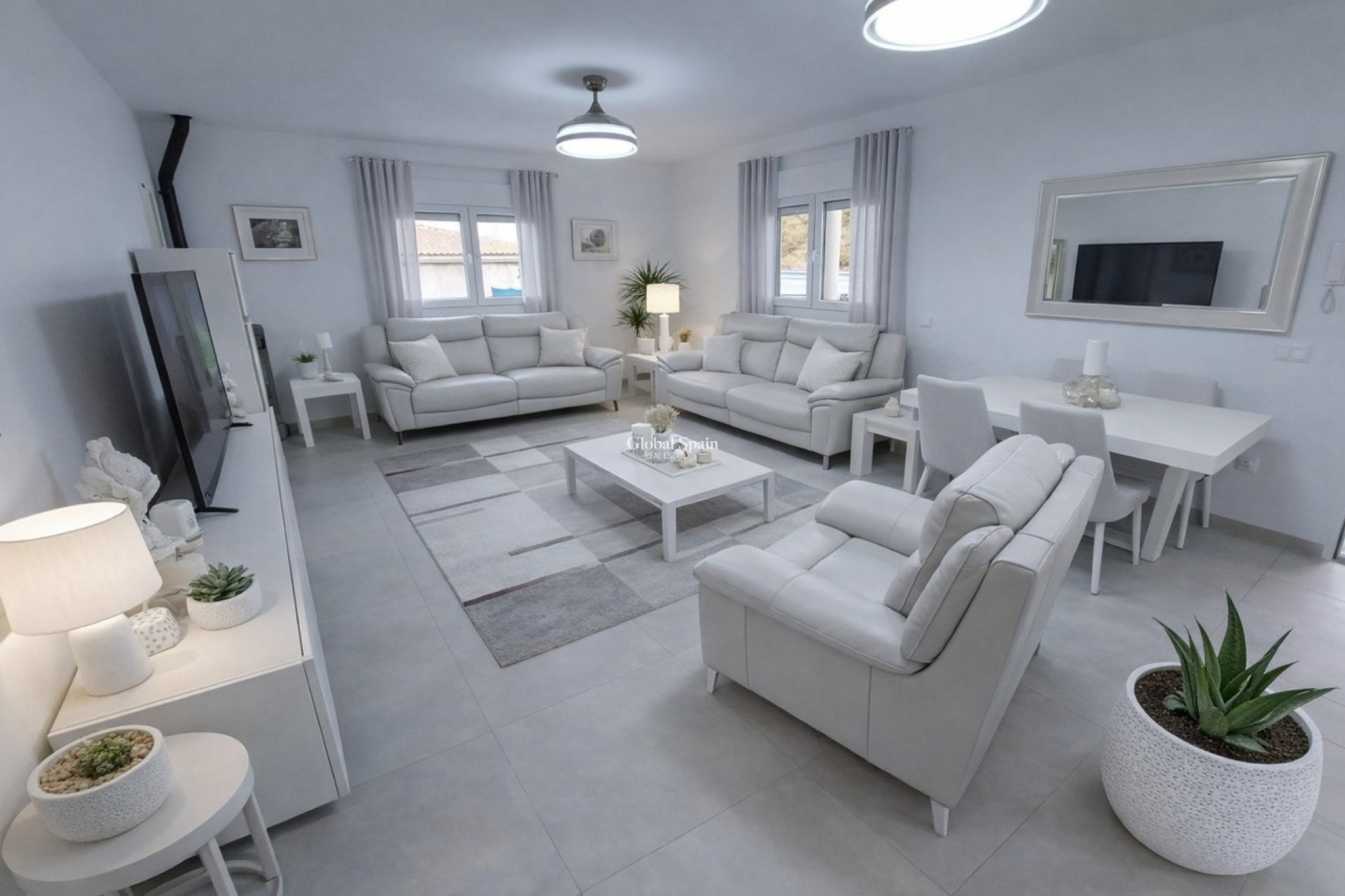 Resale - VILLA -
CALASPARRA - Inland