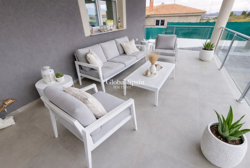 Resale - VILLA -
CALASPARRA - Inland