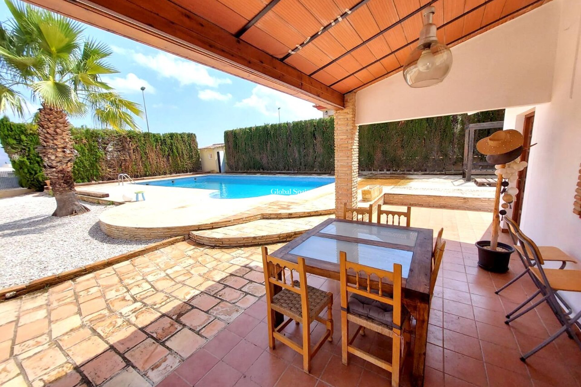 Resale - VILLA -
CALASPARRA - Inland
