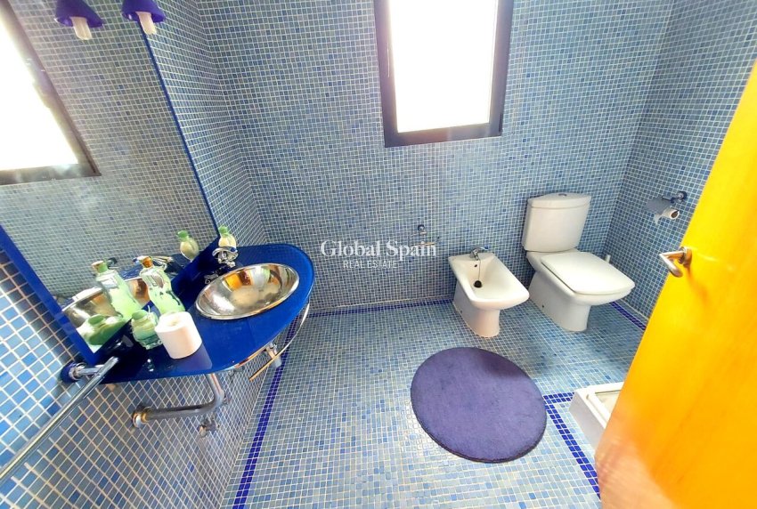 Resale - VILLA -
CALASPARRA - Inland
