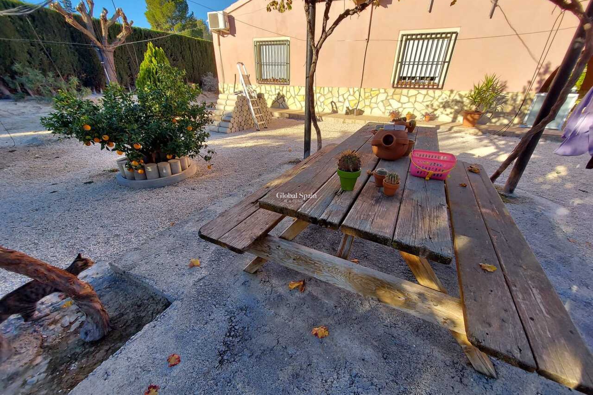 Resale - VILLA -
CALASPARRA - Inland