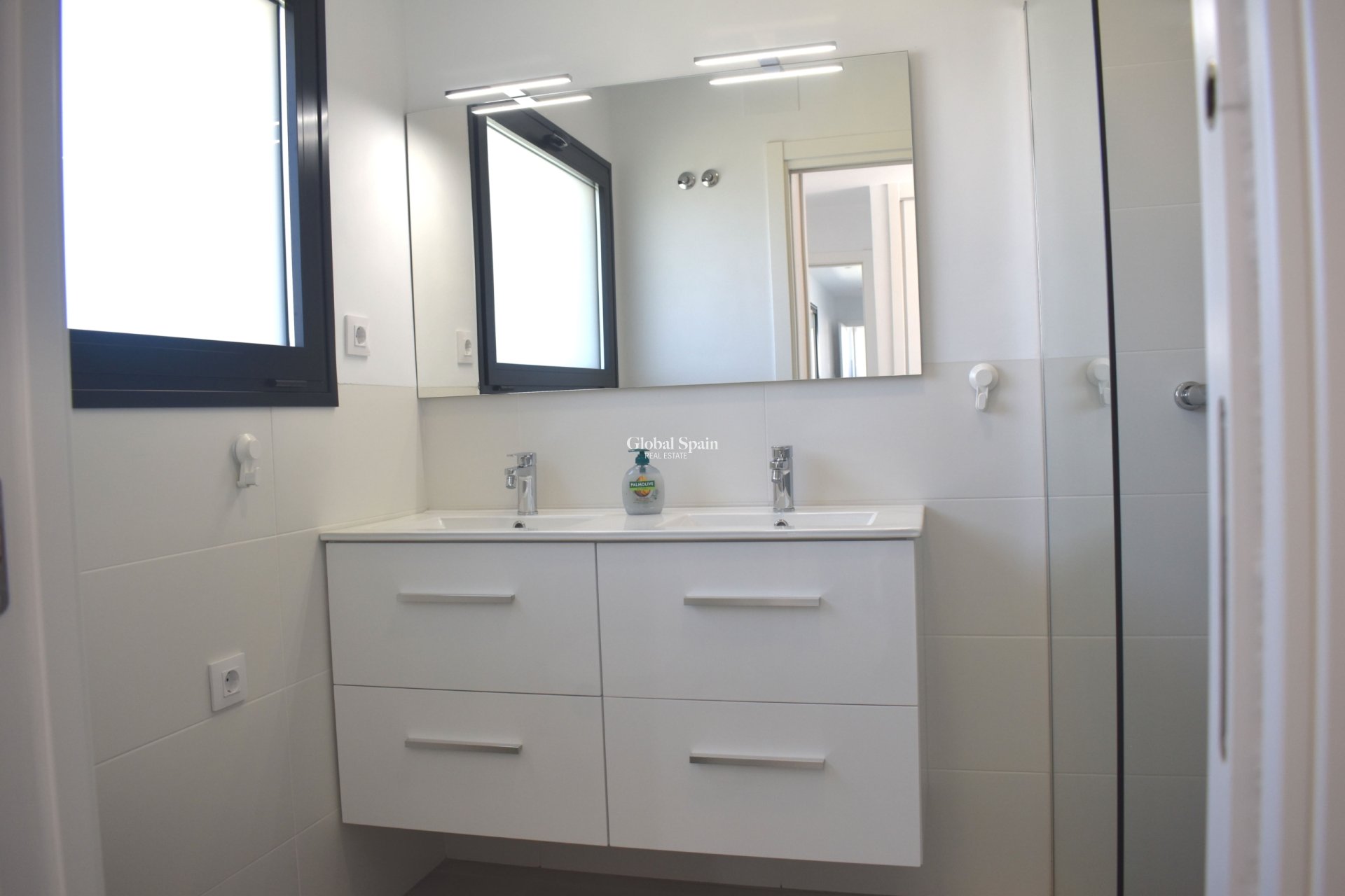 Resale - VILLA -
CALASPARRA - Inland