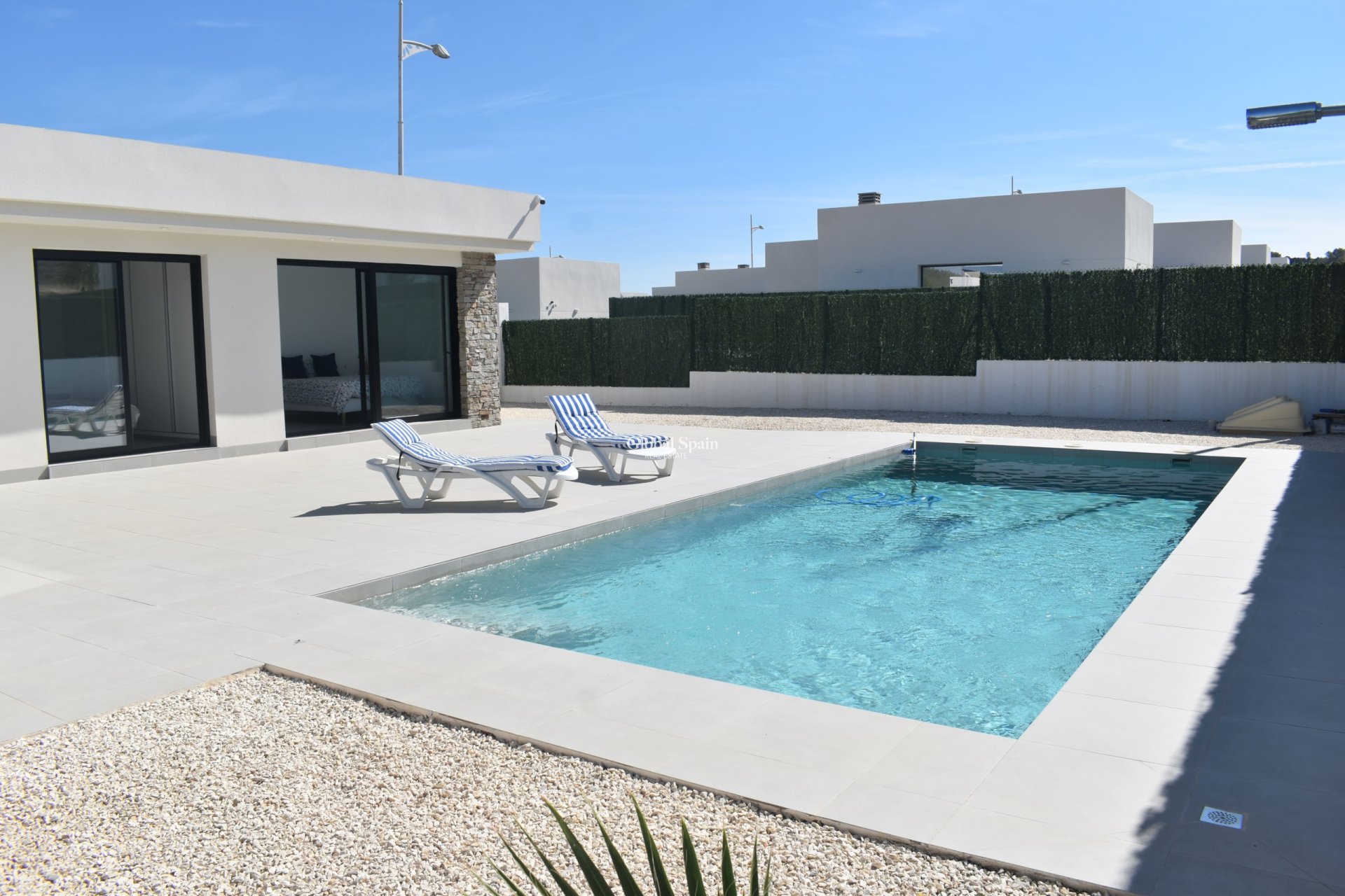Resale - VILLA -
CALASPARRA - Inland