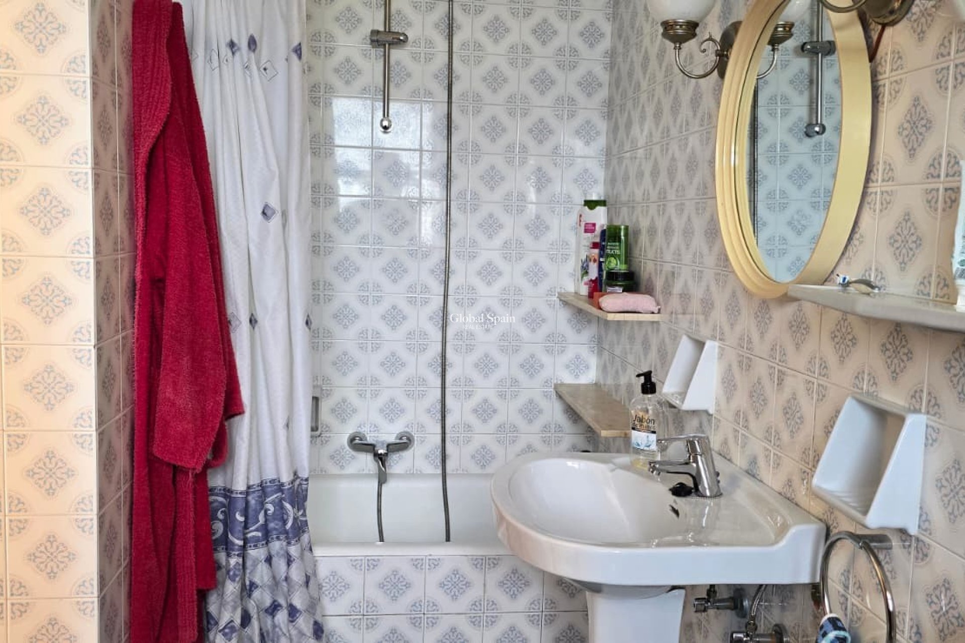 Resale - VILLA -
CALLOSA D'EN SARRIÀ - Callosa De Ensarrià