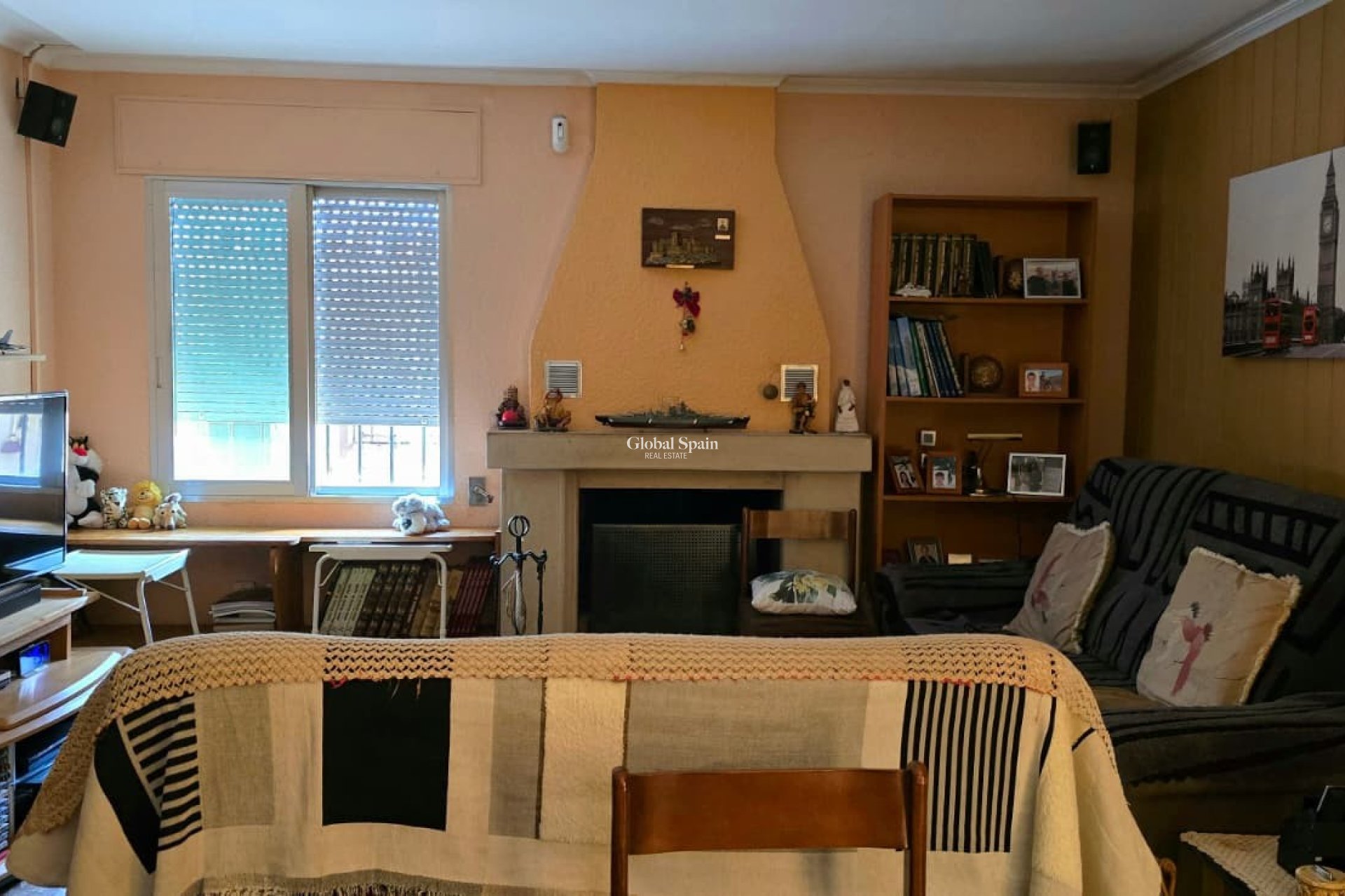 Resale - VILLA -
CALLOSA D'EN SARRIÀ - Callosa De Ensarrià