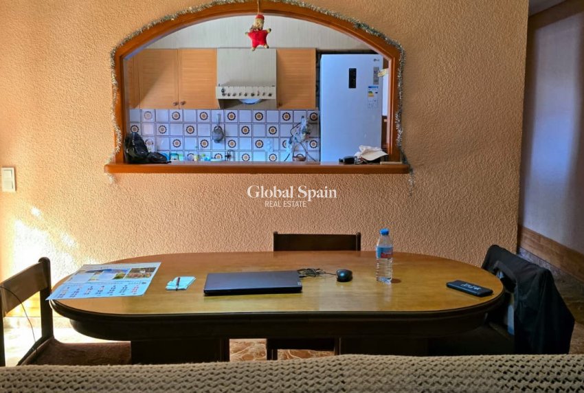 Resale - VILLA -
CALLOSA D'EN SARRIÀ - Callosa De Ensarrià