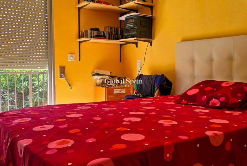 Resale - VILLA -
CALLOSA D'EN SARRIÀ - Callosa De Ensarrià