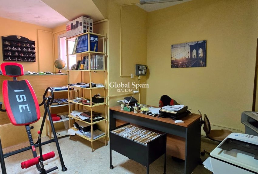 Resale - VILLA -
CALLOSA D'EN SARRIÀ - Callosa De Ensarrià