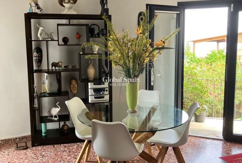 Resale - VILLA -
CALPE - Costa Blanca