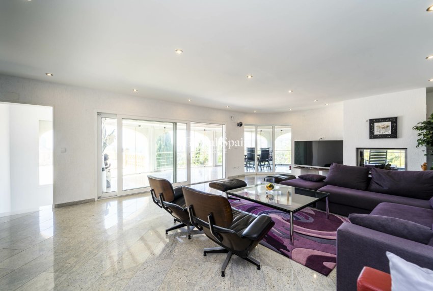 Resale - VILLA -
CALPE - Costa Blanca