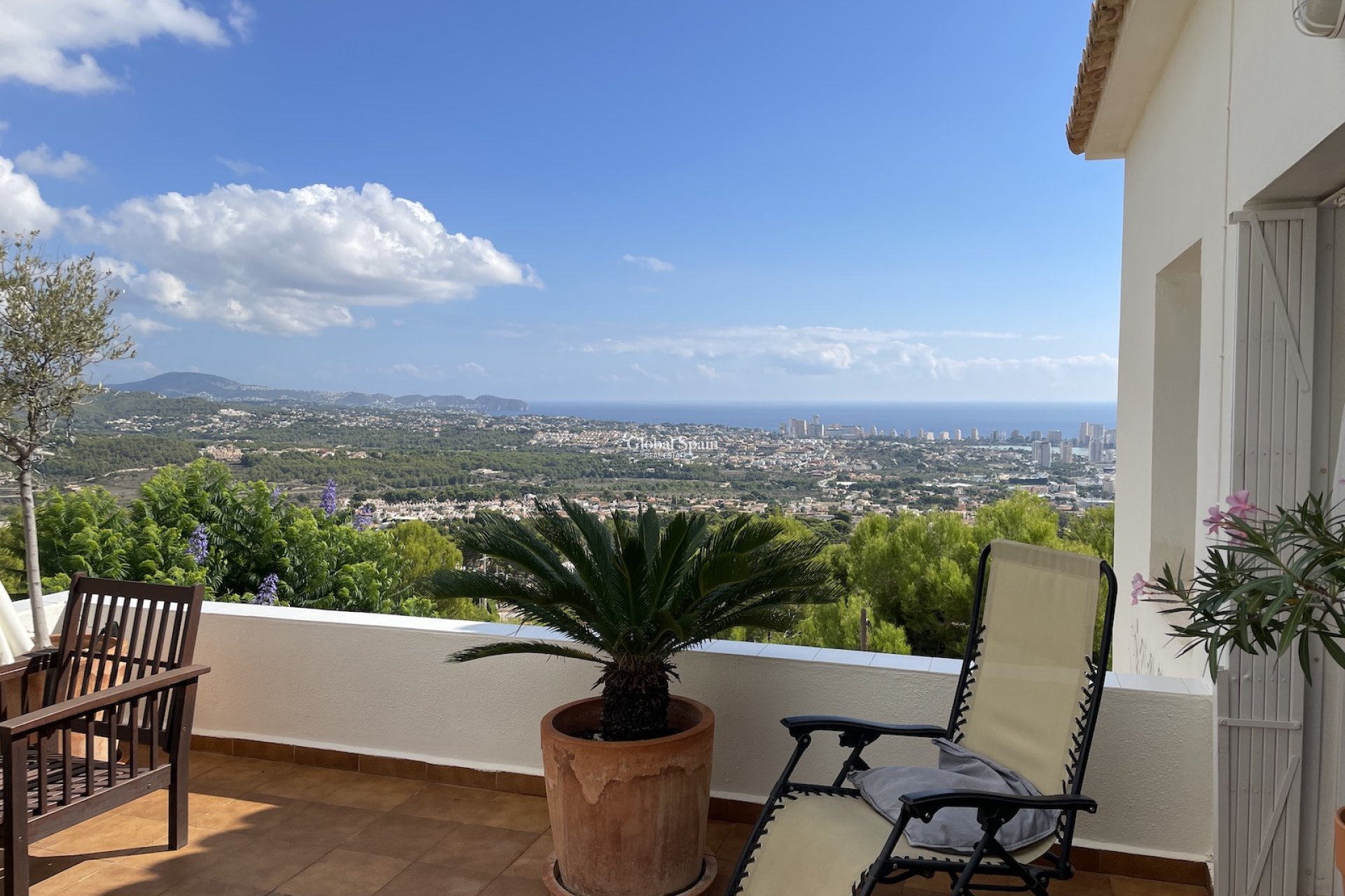 Resale - VILLA -
CALPE - Costa Blanca