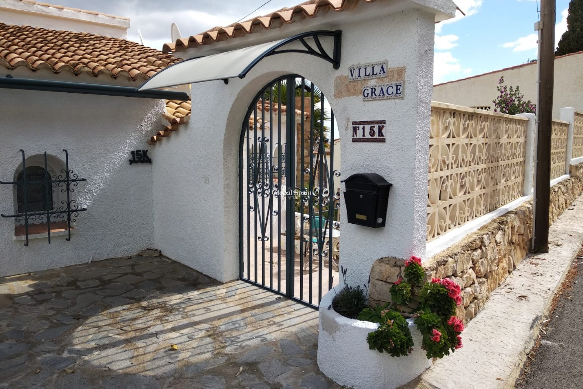 Resale - VILLA -
CALPE - Costa Blanca