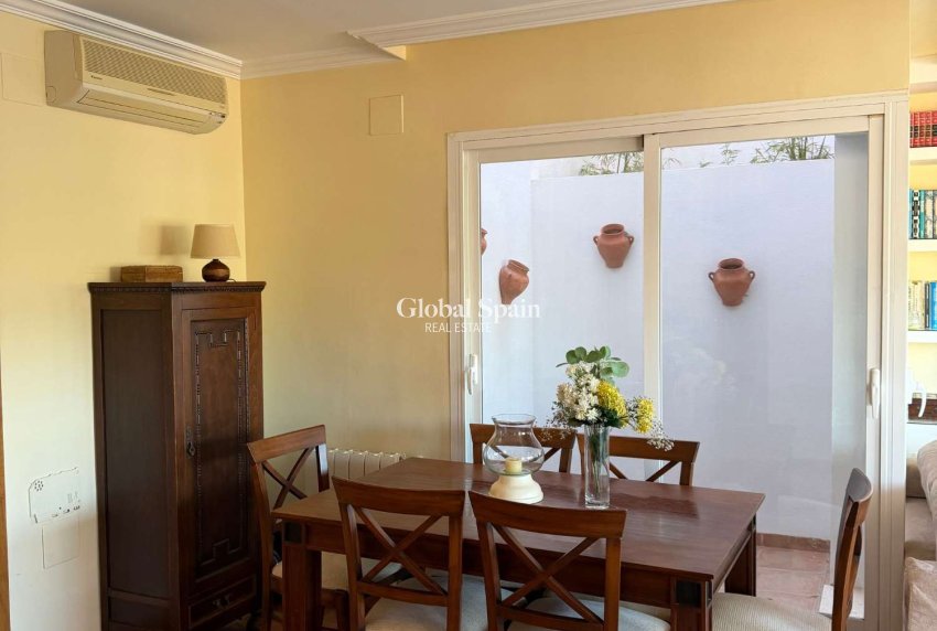 Resale - VILLA -
CALPE - Costa Blanca